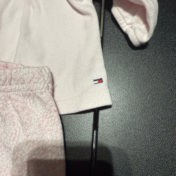 Tommy Hilfiger Pink Pajama Set Soft Cotton Comfort - Picture 2 of 6